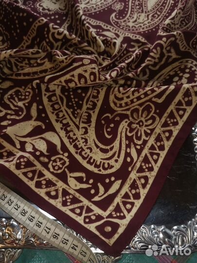 Шёлковый платочек