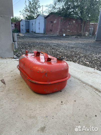 Канистры металические СССР для мотрной лодки