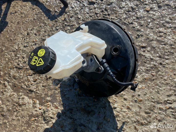 Форд фиеста вакумник с главным