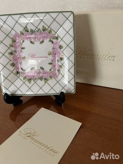 Тарелка Blumarine