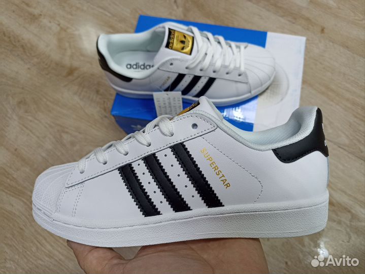 Кроссовки Adidas Superstar