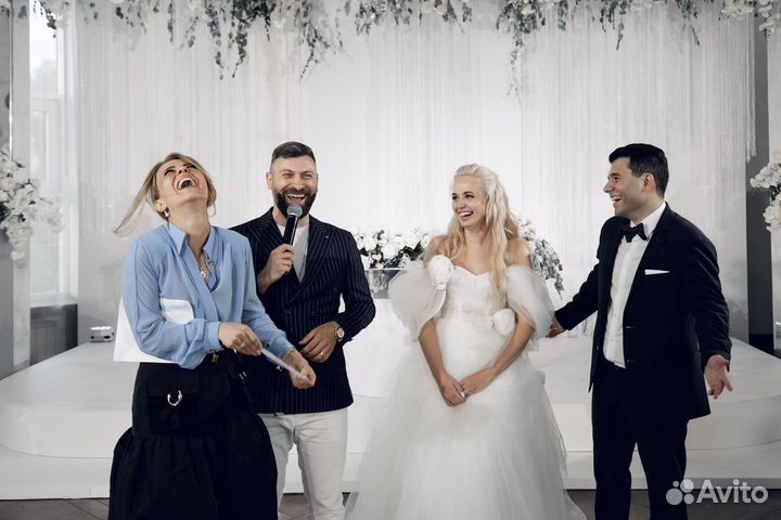 Ведущий на свадьбу