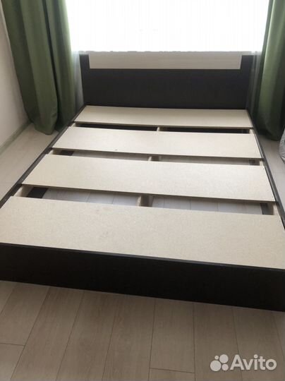 Кровать двухспальная б/у