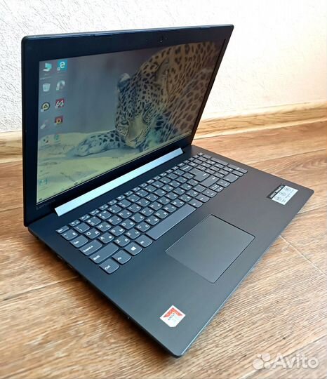 Lenovo 330-15AST в отличном состоянии