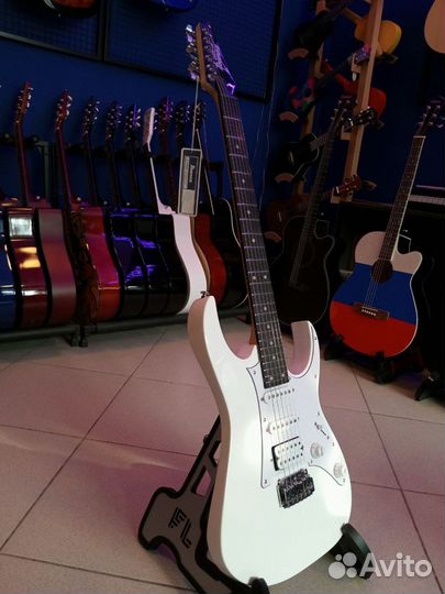 Гитара электрогитара ibanez