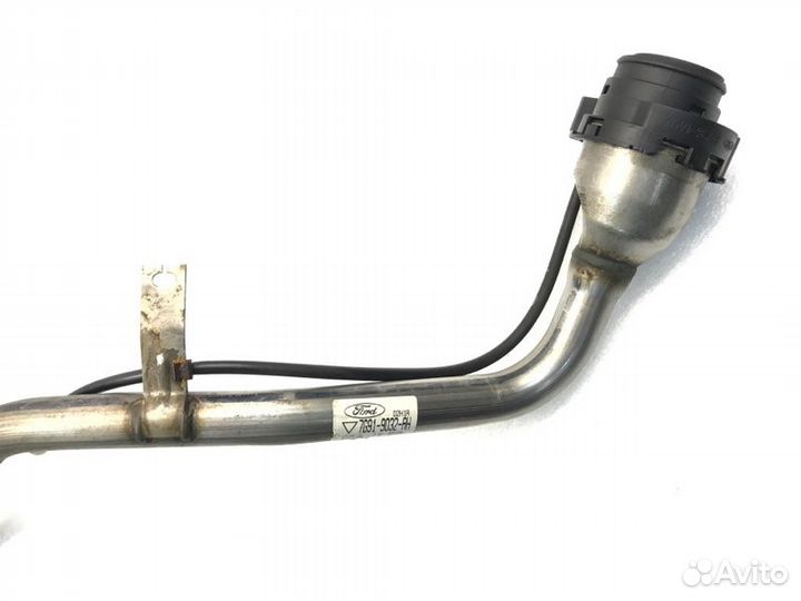 Горловина топливного бака Ford Mondeo седан 2.3