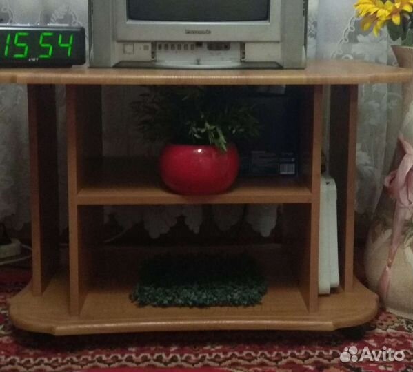 Тумба под телевизор