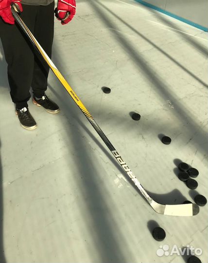 Клюшка хоккейная