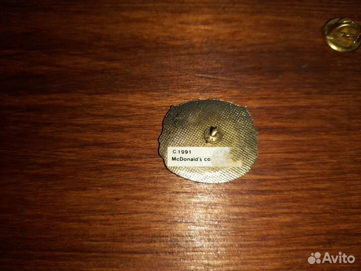 Значок Макдональдс 1991 год