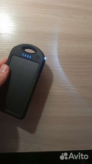 Power bank (с фонариком)