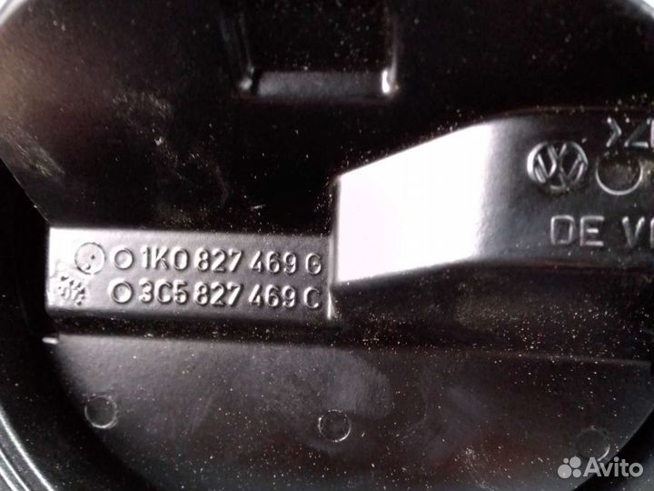 Эмблема ручка крышки багажника Фольксваген Пассат