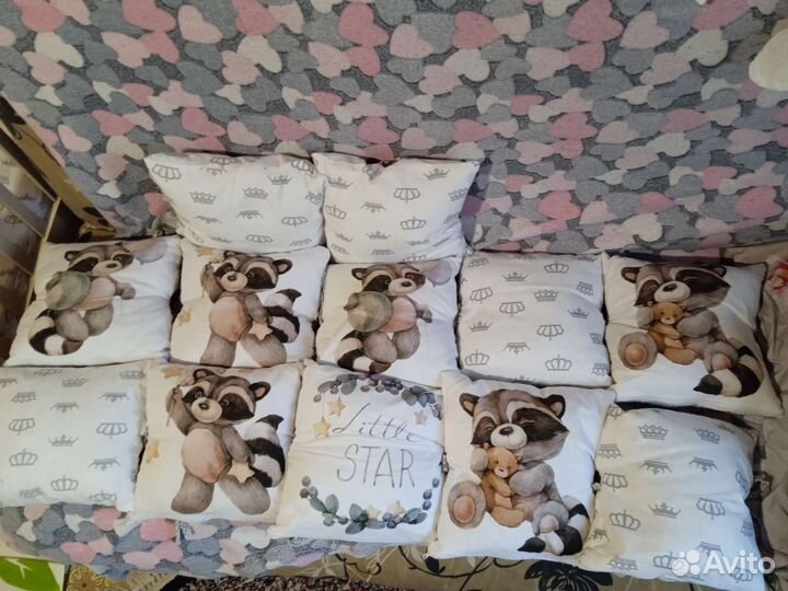 Подушечки-бортики в кроватку