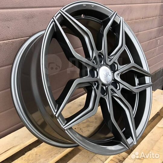 Диски 5*114,3 R18 Race Ready 3372