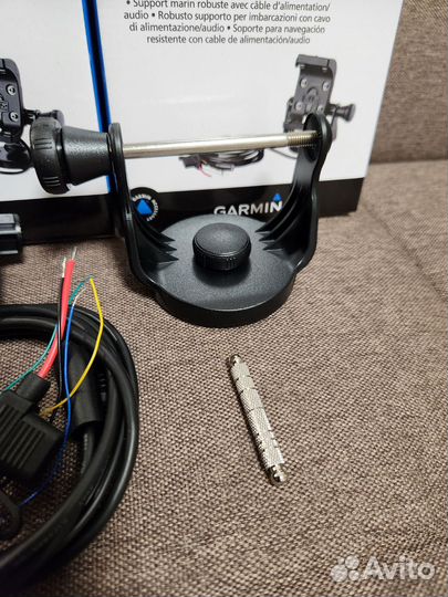 Морское крепление Garmin Montana и Garmin 276cx