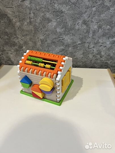 Развивающие игрушки