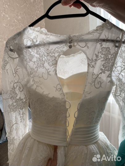 Свадебное платье