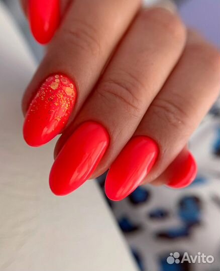 Маникюр с укреплением гелем