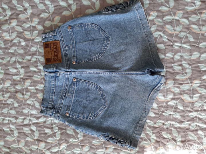 Джинсовые шорты разм. 40-42, б/у