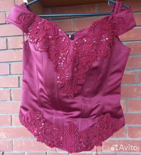 Вечернее платье