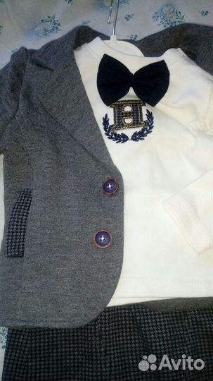 Костюм тройка