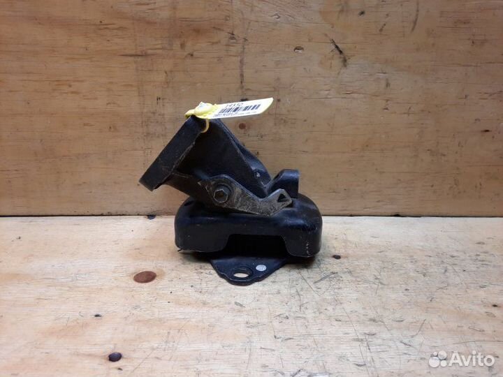 Подушка двигателя лев. toyota lite ACE noah