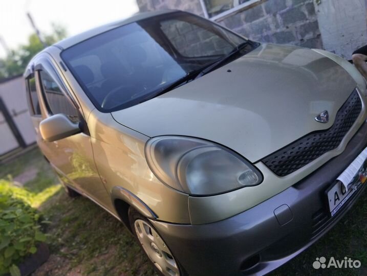 Toyota Funcargo 1.3 AT, 2000, 3 500 км