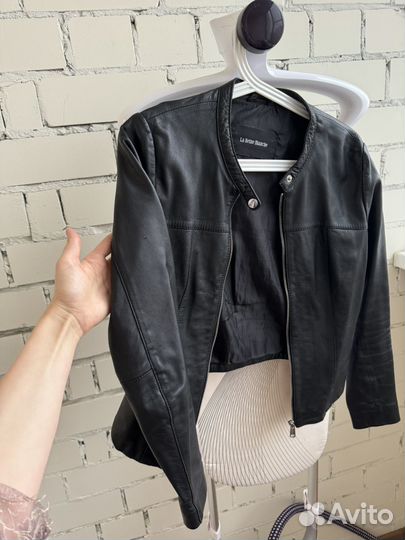 Кожаная куртка 42 размер