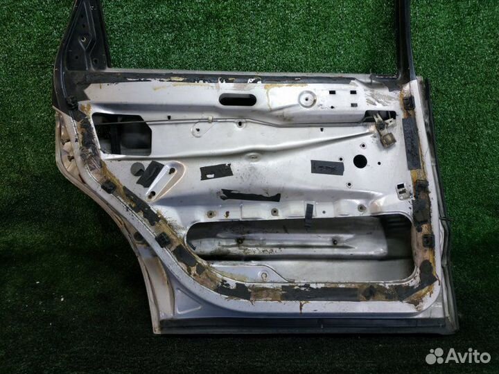 Дверь задняя левая Volkswagen Passat 2 B3 AAA