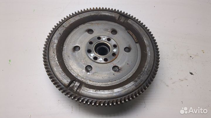 Маховик Toyota Corolla E12, 2004