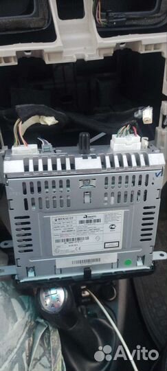 Штатная магнитола renault