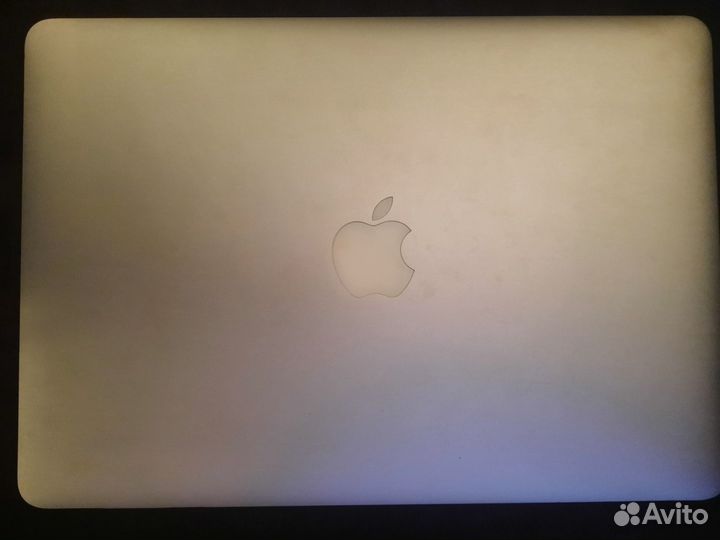 Apple MacBook Air 13 2010 A1369 целый исправный