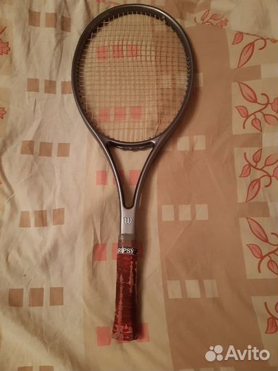 Теннисная ракетка wilson в чехле