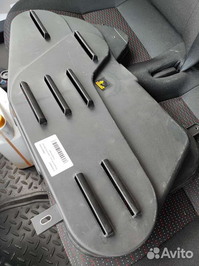 Кожух приводных ремней Пежо Боксер