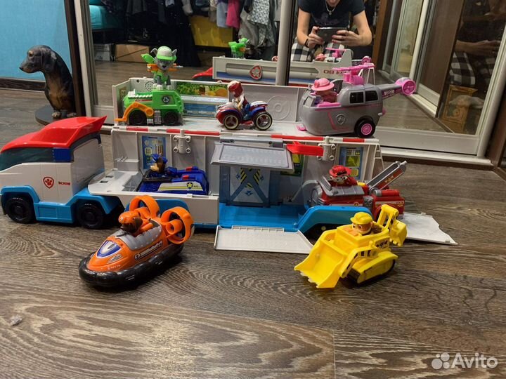 Щенячий патруль и патрулевоз