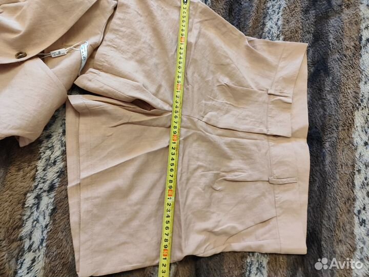 Костюм 46 размер новый
