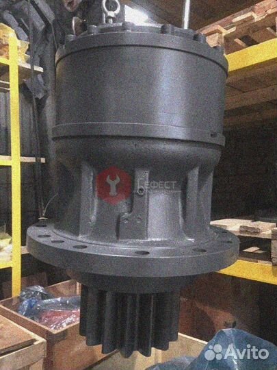 Редуктор поворота Hitachi ZX35 4486557