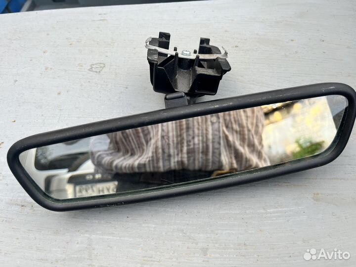 Зеркало салонное