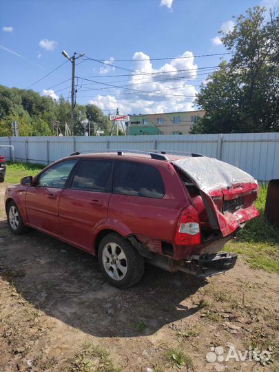 Chevrolet Lacetti 1.6 МТ, 2012, битый, 163 000 км