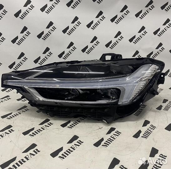 Левая Фара Volvo XC60 2017-2022 Full Led