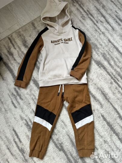 Костюм на мальчика 104 Gloria jeans
