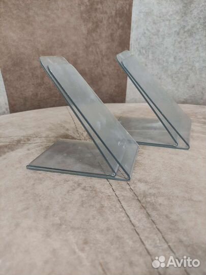 Подставка под паспорт (держатель для паспорта)