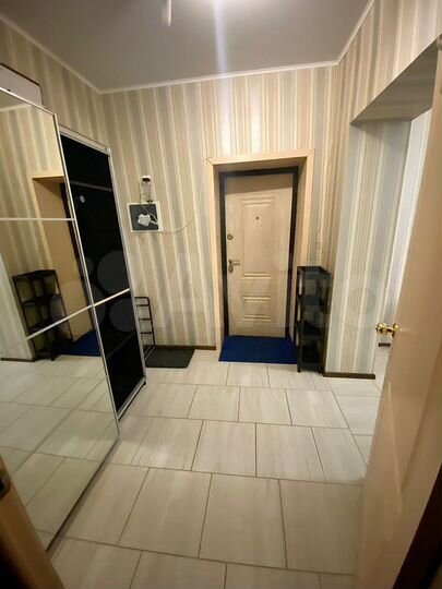 2-к. квартира, 58,3 м², 1/2 эт.