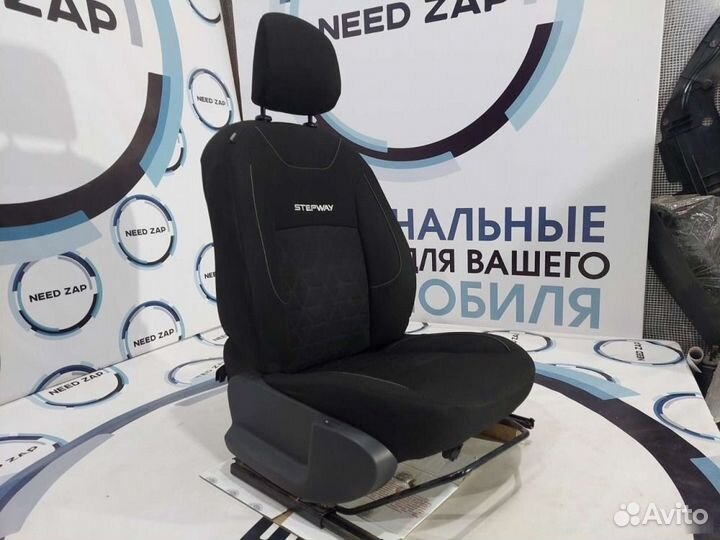 Сиденья передняя правая Renault Sandero Stepway 2