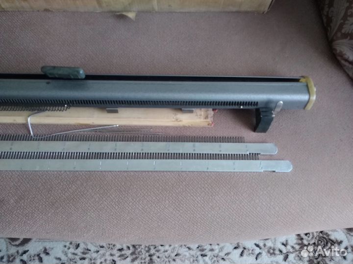 Продам вязальные машину ручную 
