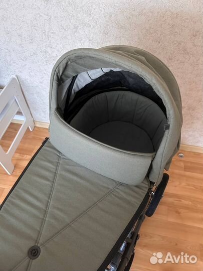 Коляска Roan Bass Next Classic 2в1