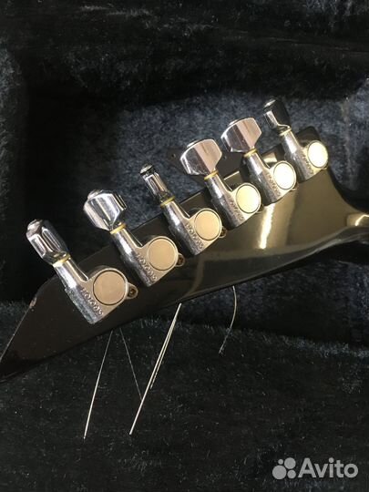 Tokai custom edition 1980-e stratocaster с кофром