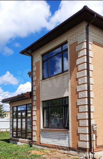 Дом 231,8 м² на участке 10 сот.