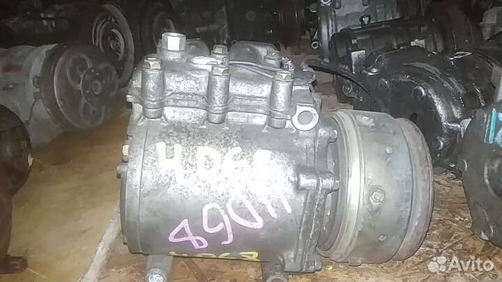 Компрессор кондиционера на mitsubishi 4D68T