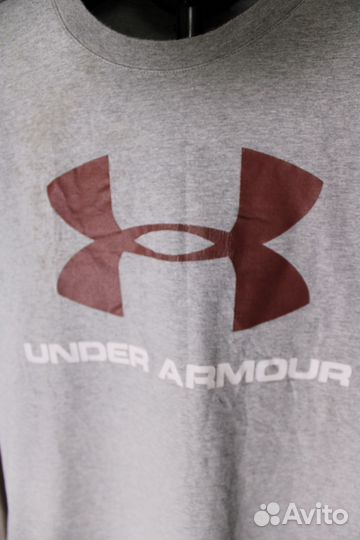 Under Armour Футболка