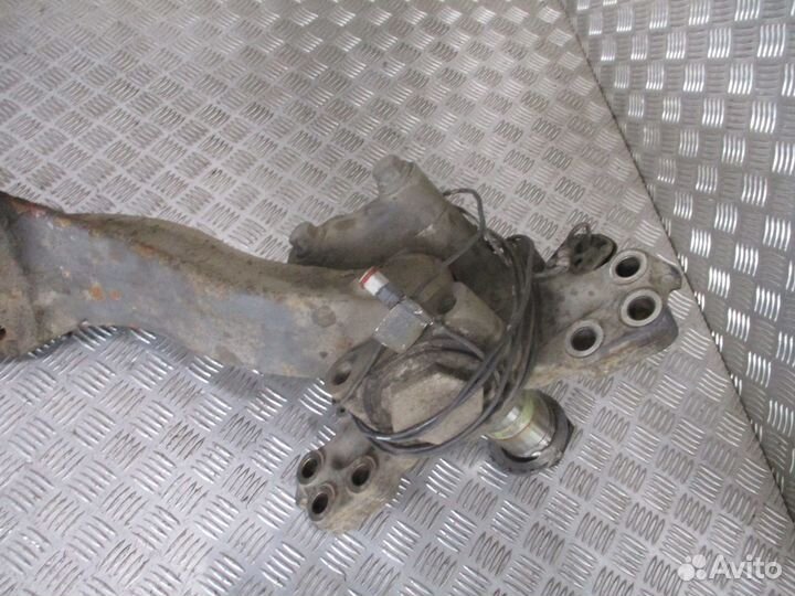 Балка дисковый тормоз renault 21241454